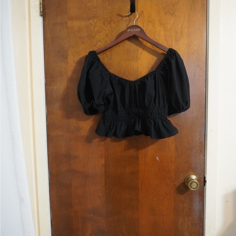 Express Black Puff-Sleeve Peasant Crop Top